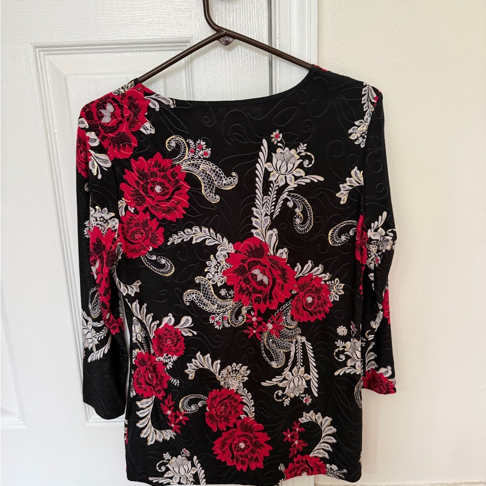 JM Collection Black Top with Red & White Floral Print